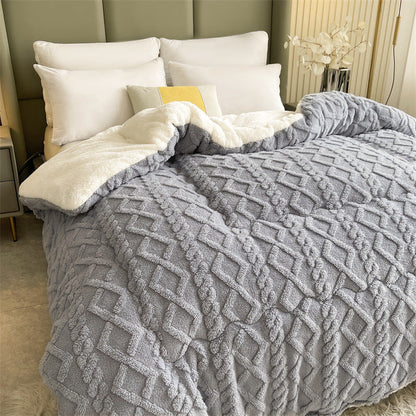 🛏️ Thickened Super Soft Warm Plush Winter Quilt – Cozy & Comfortable ✨