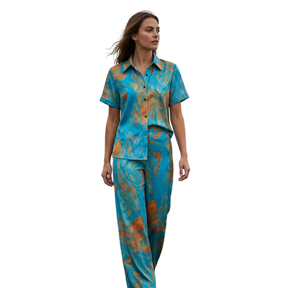 👗 LIMITED-TIME 50% OFF! ✨  Chic Peacock Blue Two-Piece Set | Short Sleeve Top & Straight Pants with Pockets | Soft Printed Co-ord Outfit for Travel & Leisure🌿